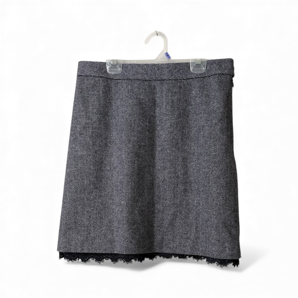 Brooks Brothers Red Fleece Wool Blend Skirt Gray Herringbone Lace Trim size 8